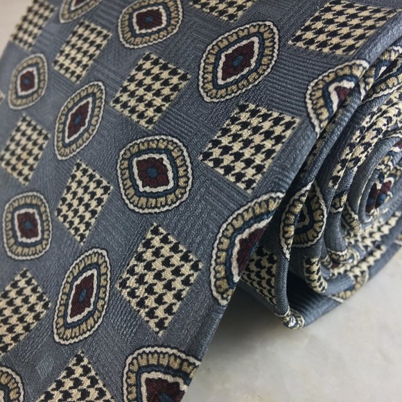 BARRINGTON SILK TIE - Picture 13 of 13